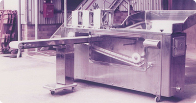 1970年 自動握り飯機